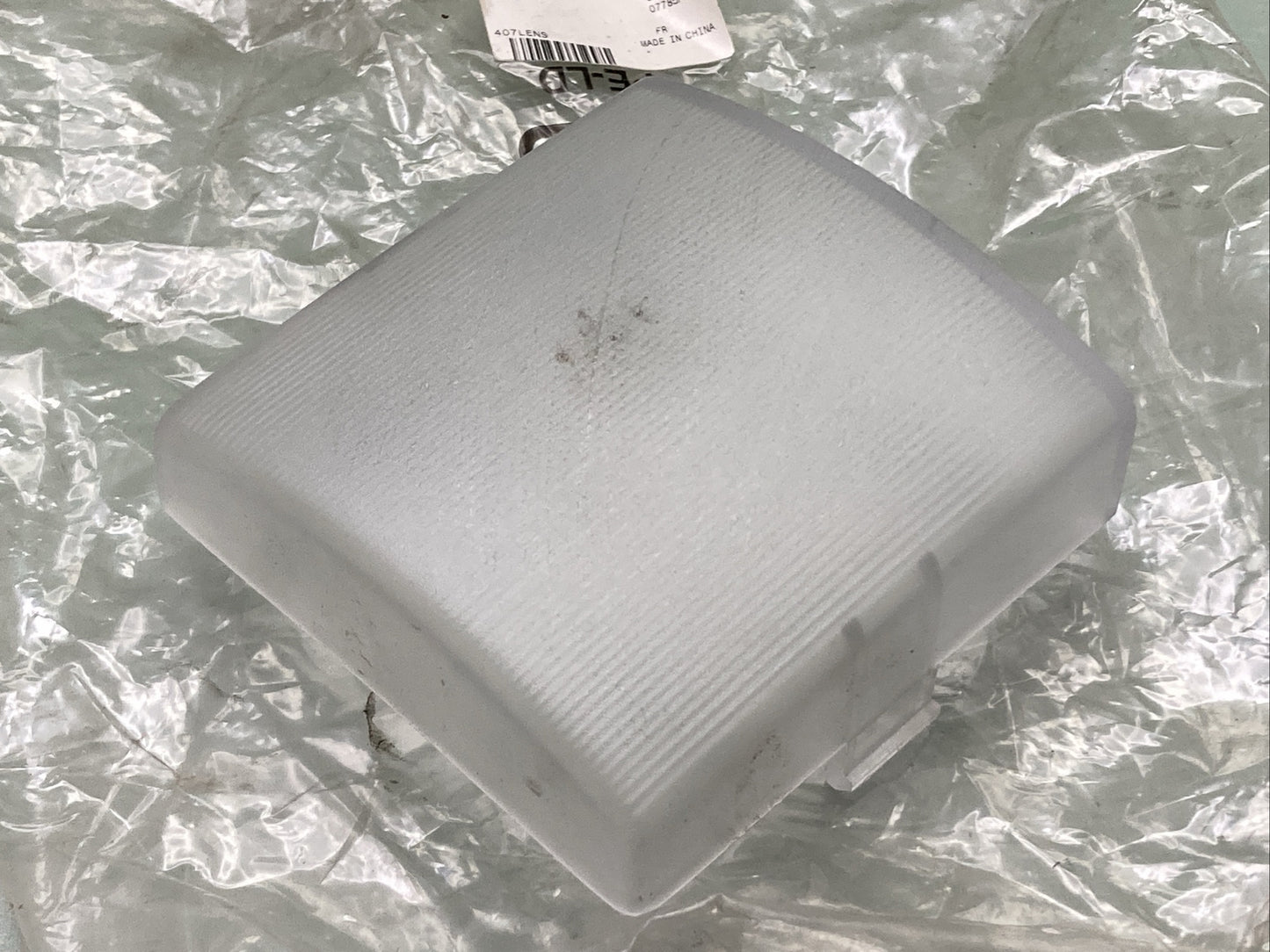 NEW GNI 407LENS LENS-DOME LIGHT