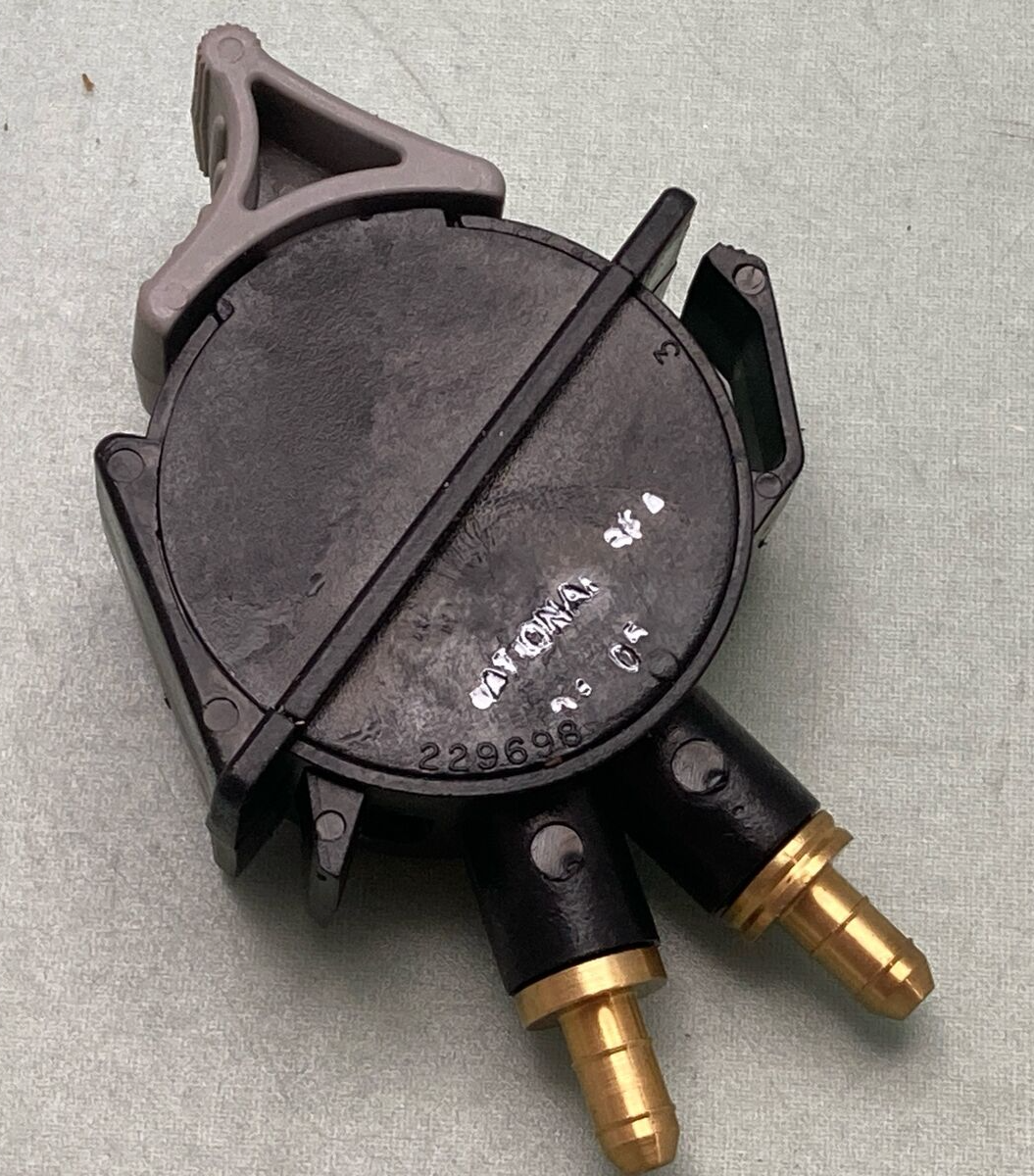 NEW GENUINE PACCAR 230914-07 Hi Valve & Decal Kit
