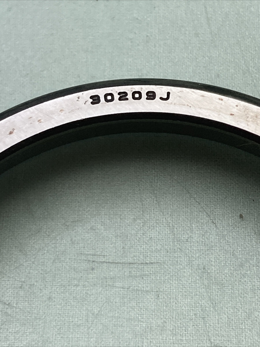 KOYO 30209J ROLLER BEARING