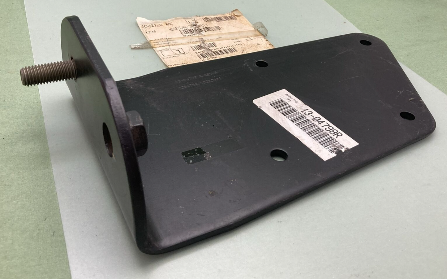 NEW PETERBILT 13-04798R BRACKET-HOOD PIVOT MTG