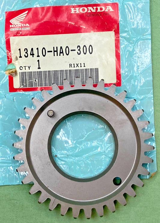 NEW GENUINE HONDA 13410-HA0-300 GEAR, BALANCER DRIVE (34T)