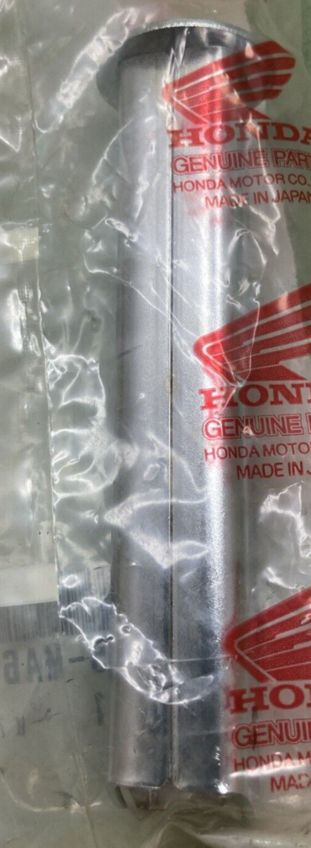 NEW GENUINE HONDA 50715-MA6-000 BAR PILLION FOOTPEG