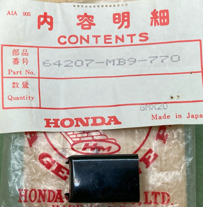 QTY 2 NEW GENUINE HONDA 64207-MB9-770 CAP, MOLDING END, Fairing