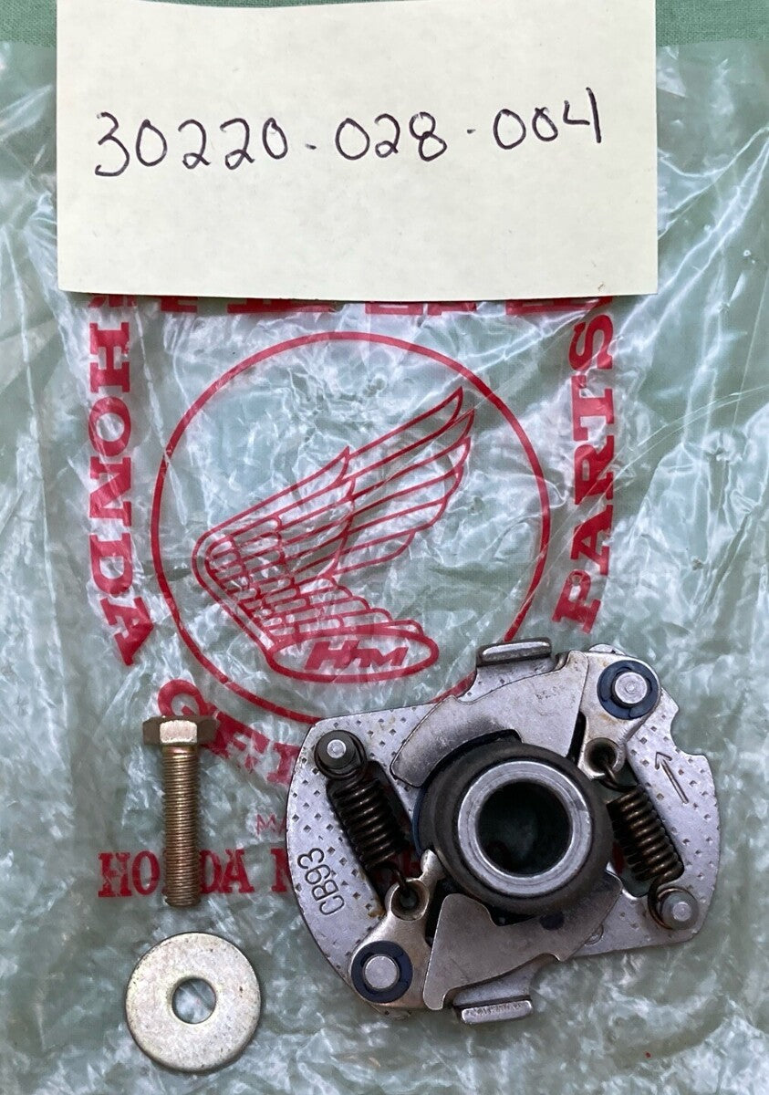 NEW GENUINE HONDA 30220-028-004 POINTS