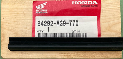 NEW GENUINE HONDA 64292-MG9-770 RUBBER, SEAL