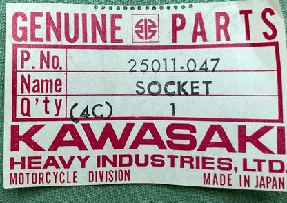 NEW GENUINE KAWASAKI 25011-047 SOCKET SPEEDOTACHO