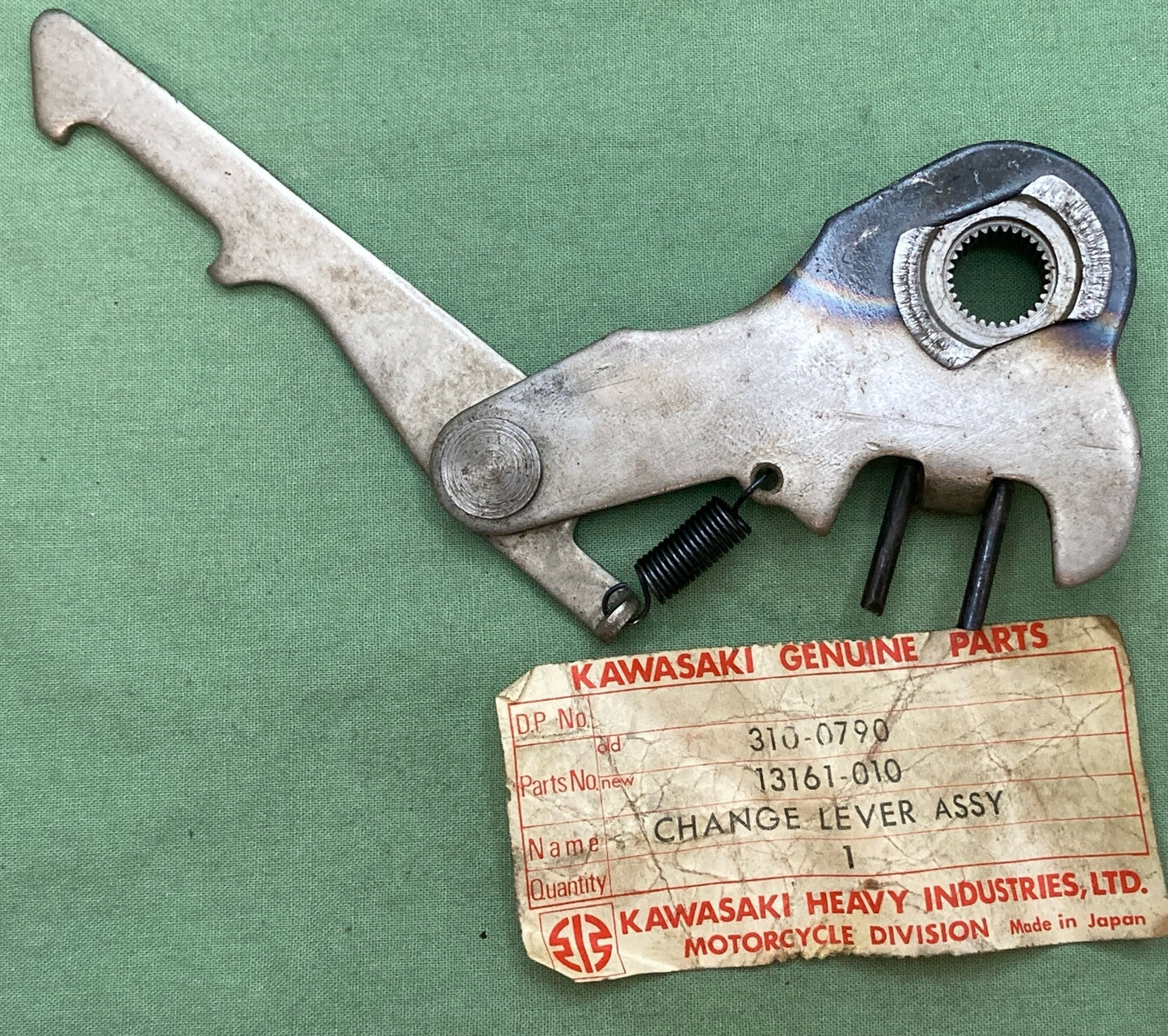 NEW GENUINE KAWASAKI 310-0790 LEVER ASSY GEAR CHNG SUPERSEDE 13161-010
