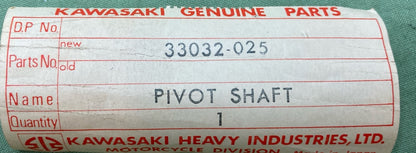NEW GENUINE KAWASAKI 33032-025 SHAFT-SWING ARM PIVO