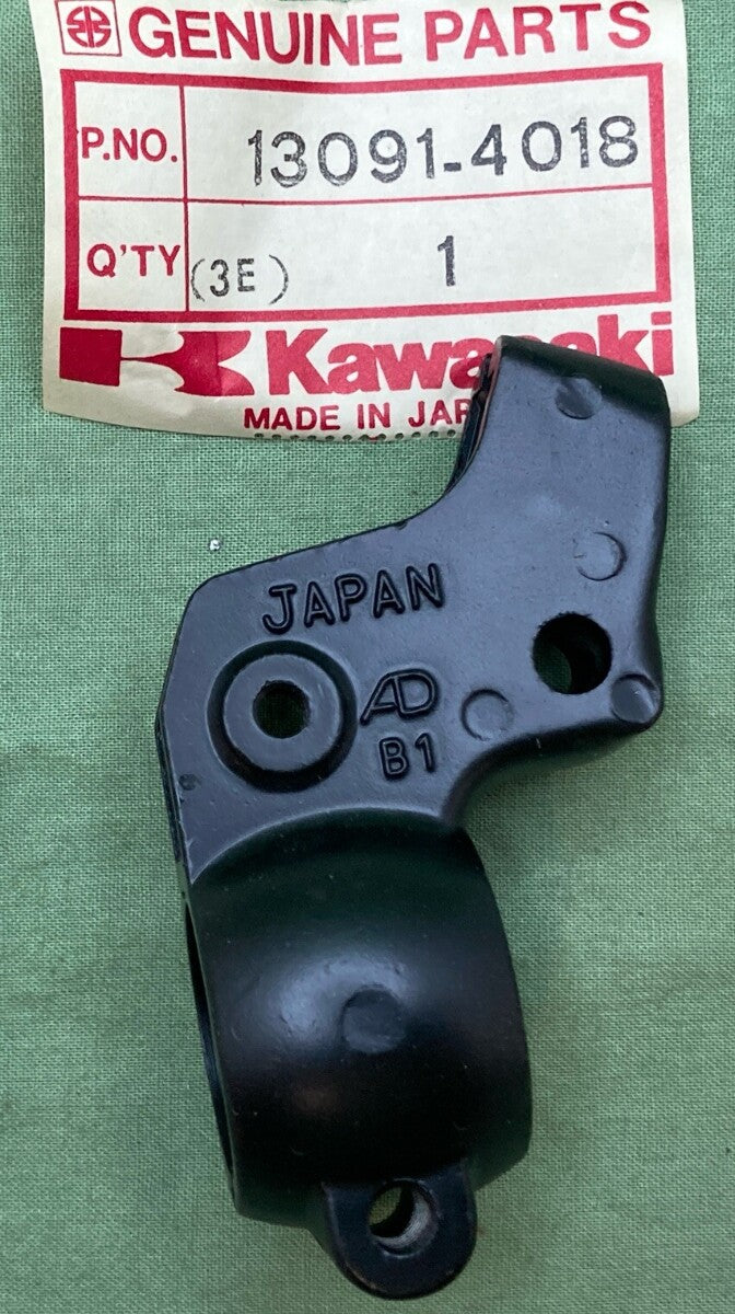 NEW GENUINE KAWASAKI 13091-4018 HOLDER, FRONT BRAKE LE
