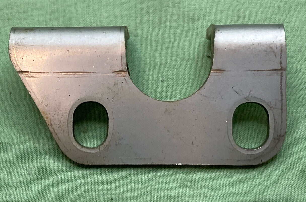 NEW GENUINE KAWASAKI 11034-3002  BRACKET, CARBURETOR