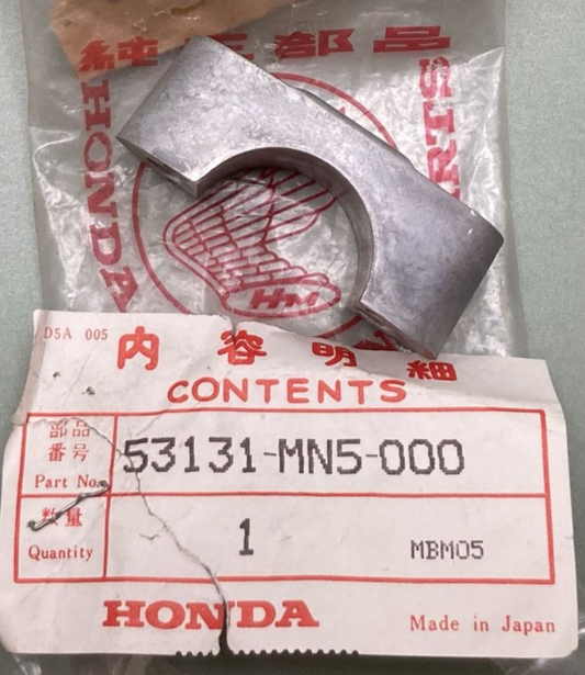 NEW GENUINE HONDA 53131-MN5-000 HANDLEBAR HOLDER (UPPER)