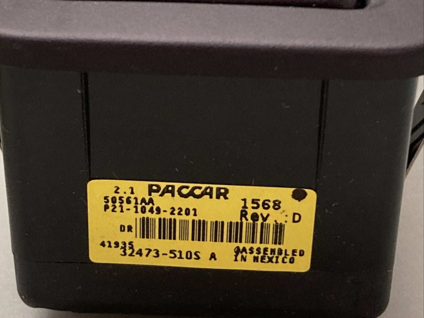 NEW GENUINE PACCAR P21-1049-2201 Window Drivers Side Switch Module