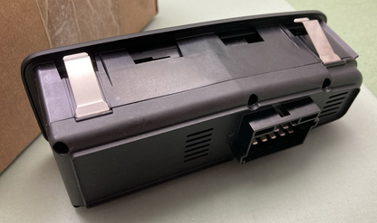 NEW GENUINE PACCAR P21-1049-2201 Window Drivers Side Switch Module