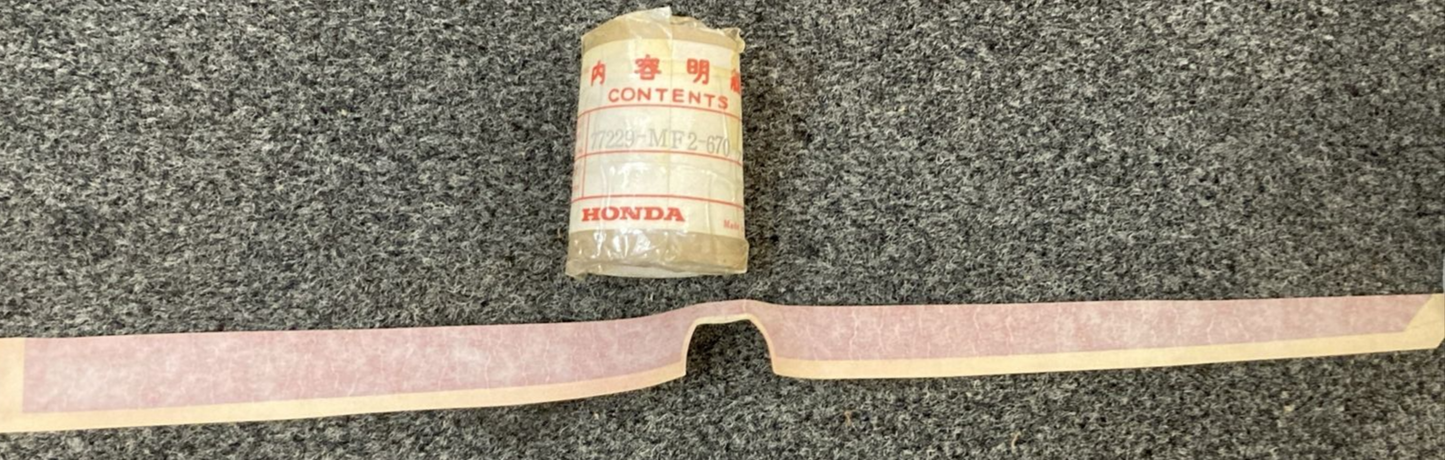 NEW GENUINE HONDA 77229-MF2-670ZA STRIPE LEFT REAR COWL B (TYPE 1) RED
