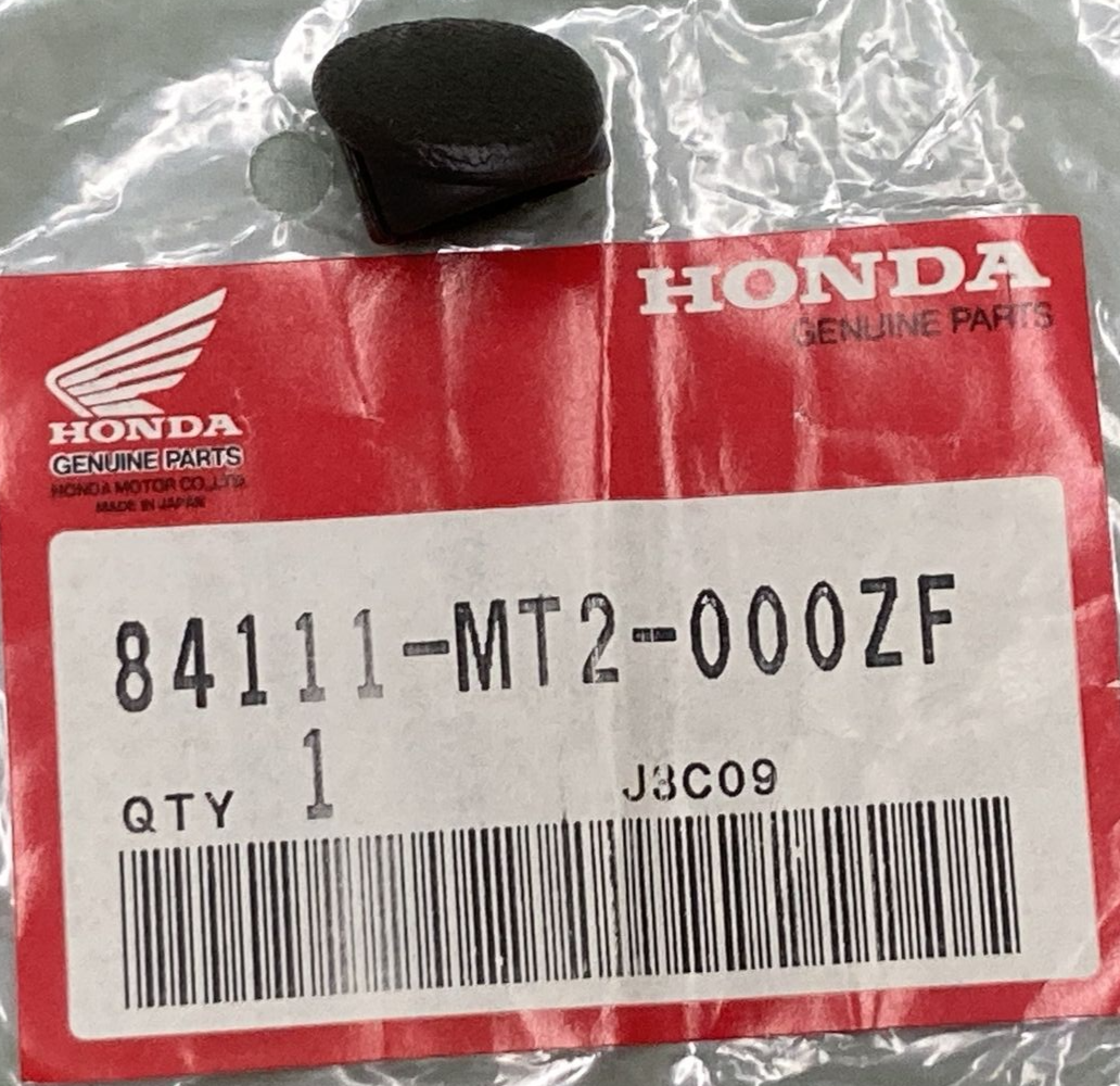 NEW GENUINE HONDA 84112-MT2-000ZF GROMMET FRONT PASSENGER SEAT GRIP RIGHT GREY