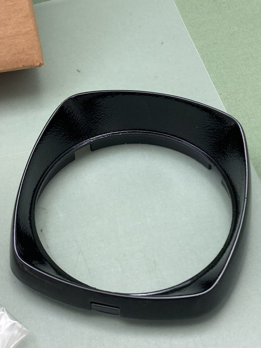 NEW GENUINE MERCURY 55193A1 BEZEL ASSEMBLY, 78666A1 INCOMPLETE KIT