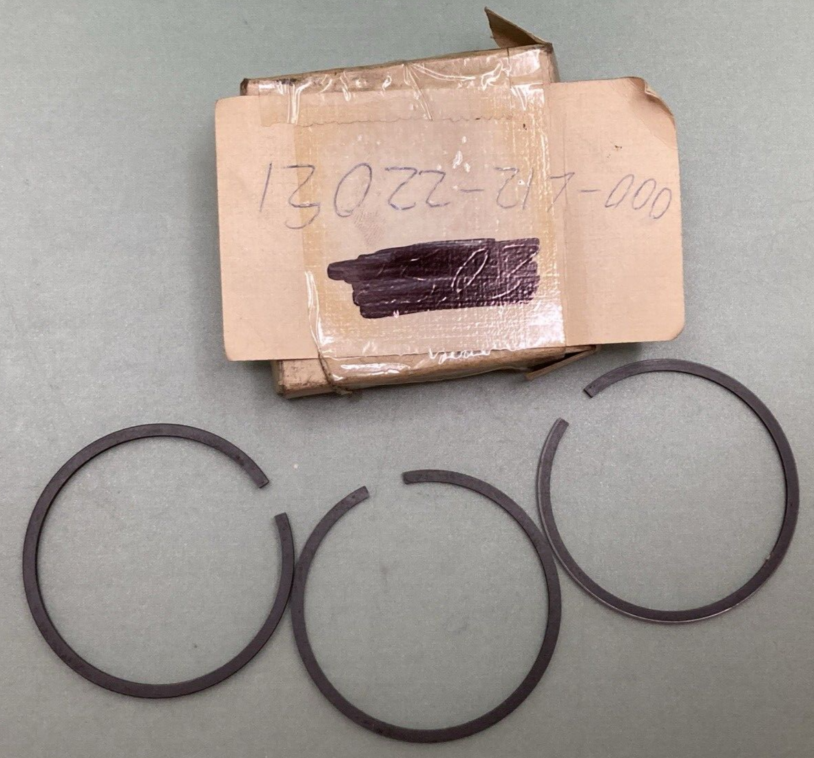 NEW REPLACES HONDA 13022-217-000  RING SET PISTON OVER SIZE