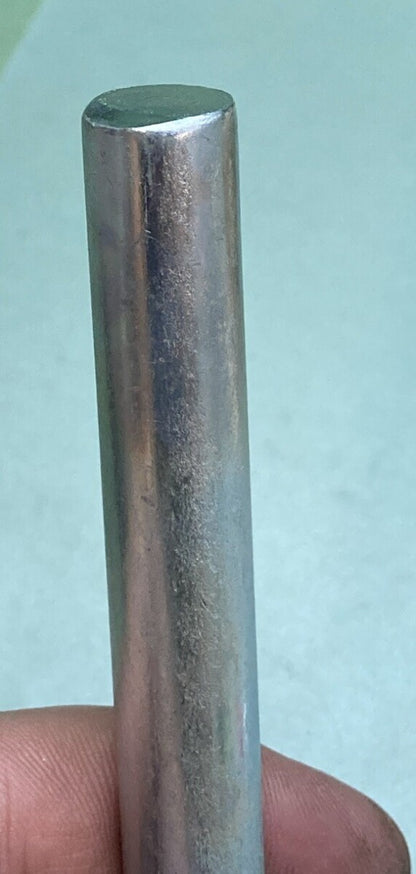 QTY 2 NEW GENUINE KAWASAKI 34029-004 FOOTREST REAR | OLD JIS THREAD