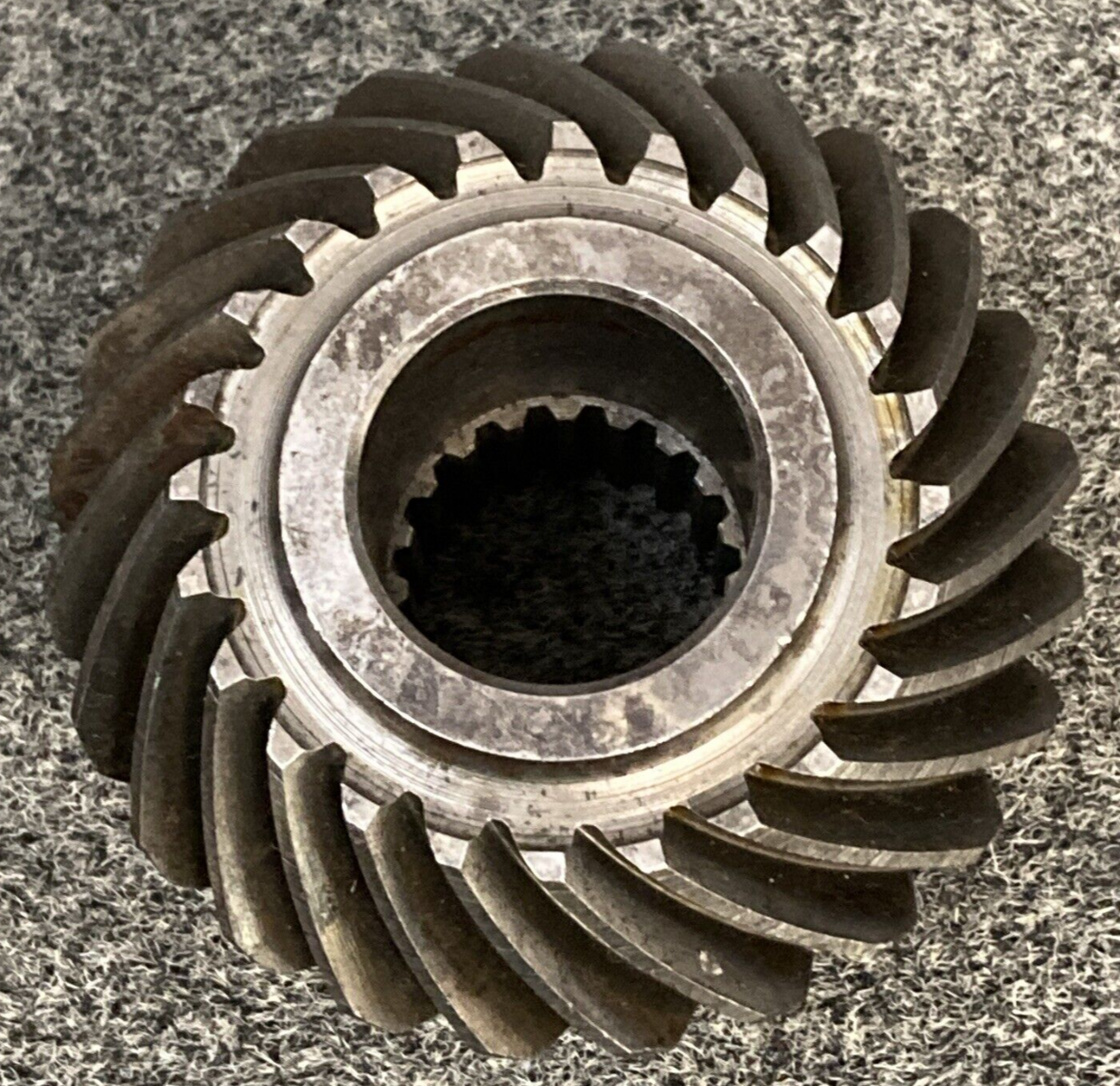 NEW GENUINE MERCURY QUICKSILVER 4347237A1 G ASM PINION DRIVE ALPHA I SS 86-89