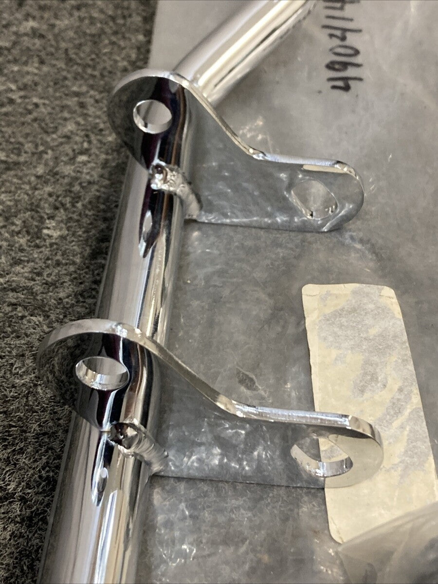 NEW V twin 49-0414 Chrome Forward 18.25" Highway Bar Kit W/ Foot Pegs HD 1984-03