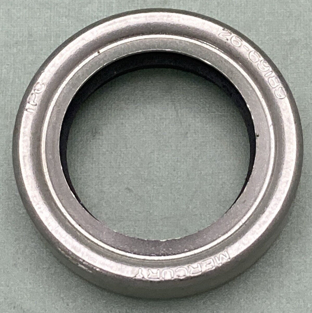 NEW GENUINE MERCURY QUICKSILVER 26-69189 SEAL G HSNG PROP SHAFT OUTBOARD 30-60HP