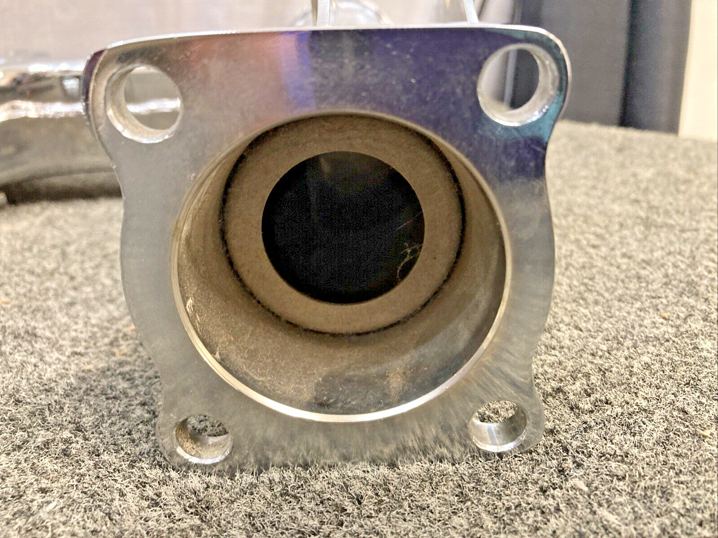 NEW YAMAHA 26H-W2211-00-35 CHROME REAR ARM COMP VENTURE XVZ1200 1985-1992