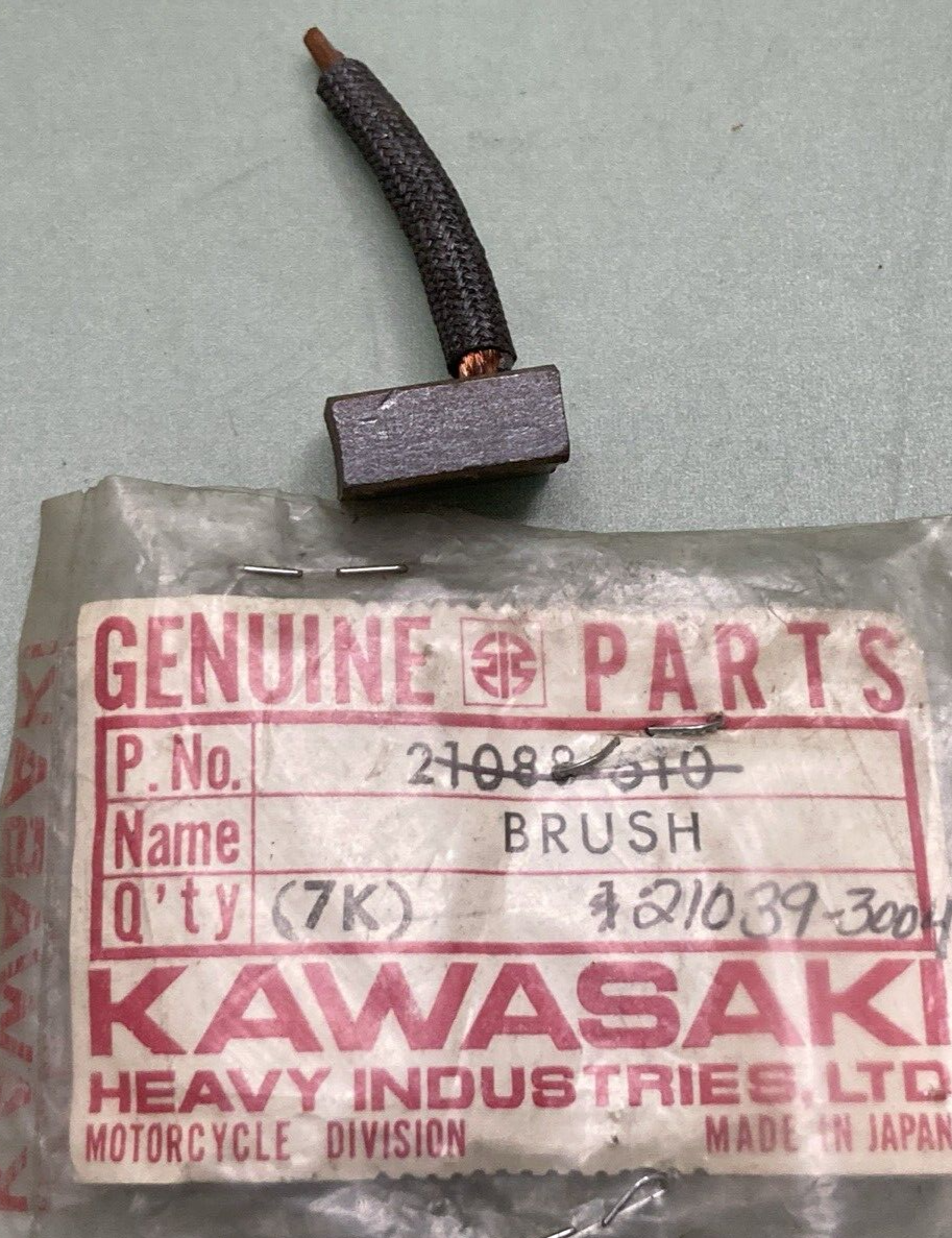 NEW GENUINE KAWASAKI 21088-510 BRUSH JET SKI WITH COVER