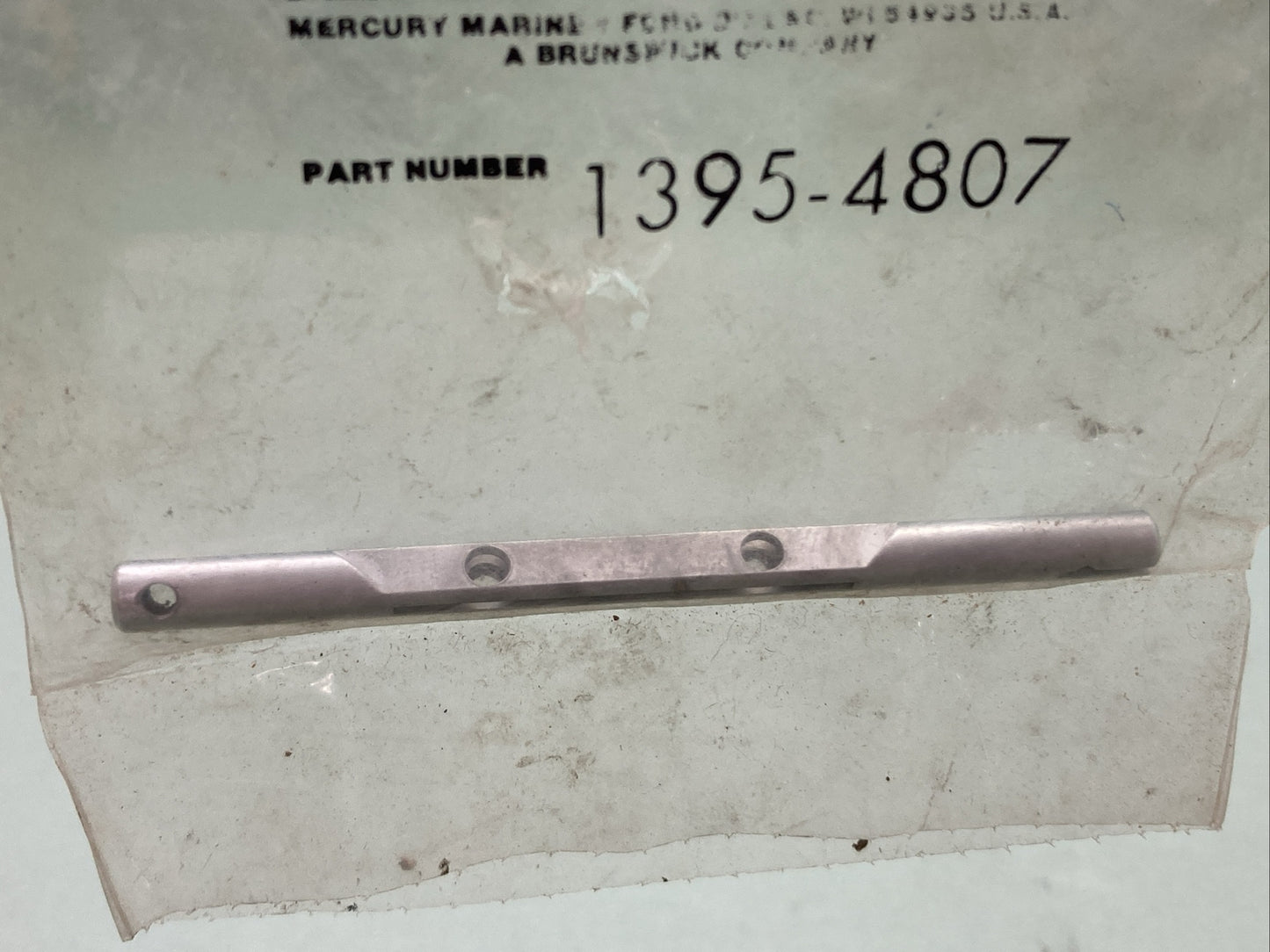NEW GENUINE MERCURY 1395-4807 THROTTLE SHAFT