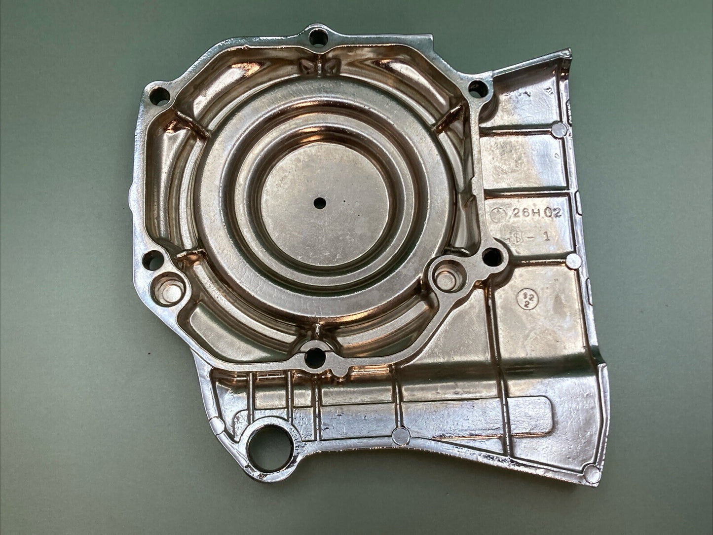 NEW YAMAHA 26H-15421-04 CRANKCASE COVER 2 CHROME