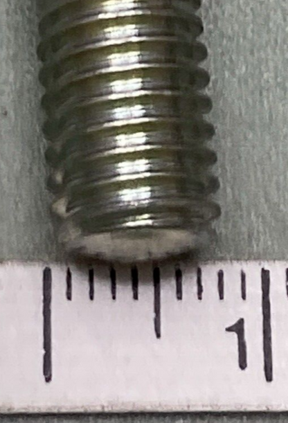 NEW REPLACES KAWASAKI 92004-1053 STUD 8X14 REAR HUB