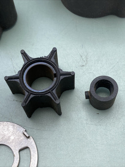 NEW MERCURY 46-38971A2 WATER PUMP, INCOMPLETE KIT