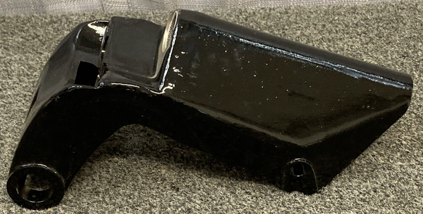 NEW GENUINE MERCURY QUICKSILVER 1471-5822A1 SWIVEL BRACKET OUTBOARD 4-9.8 40 HP