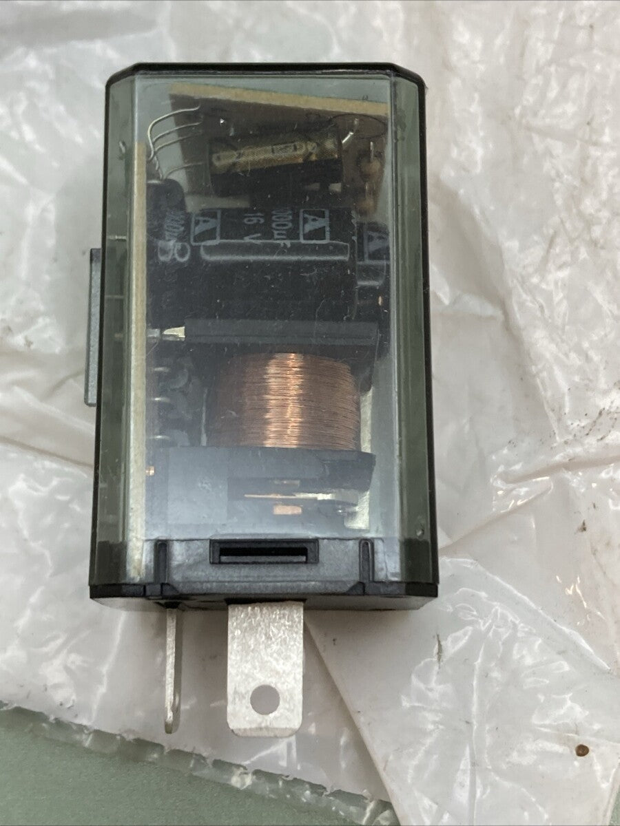 NEW IMPERIAL 80113 2-Prong Electro-Mechanical Flasher, 35 A, 11-15 V, Clear