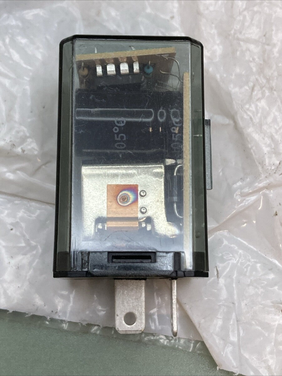 NEW IMPERIAL 80113 2-Prong Electro-Mechanical Flasher, 35 A, 11-15 V, Clear