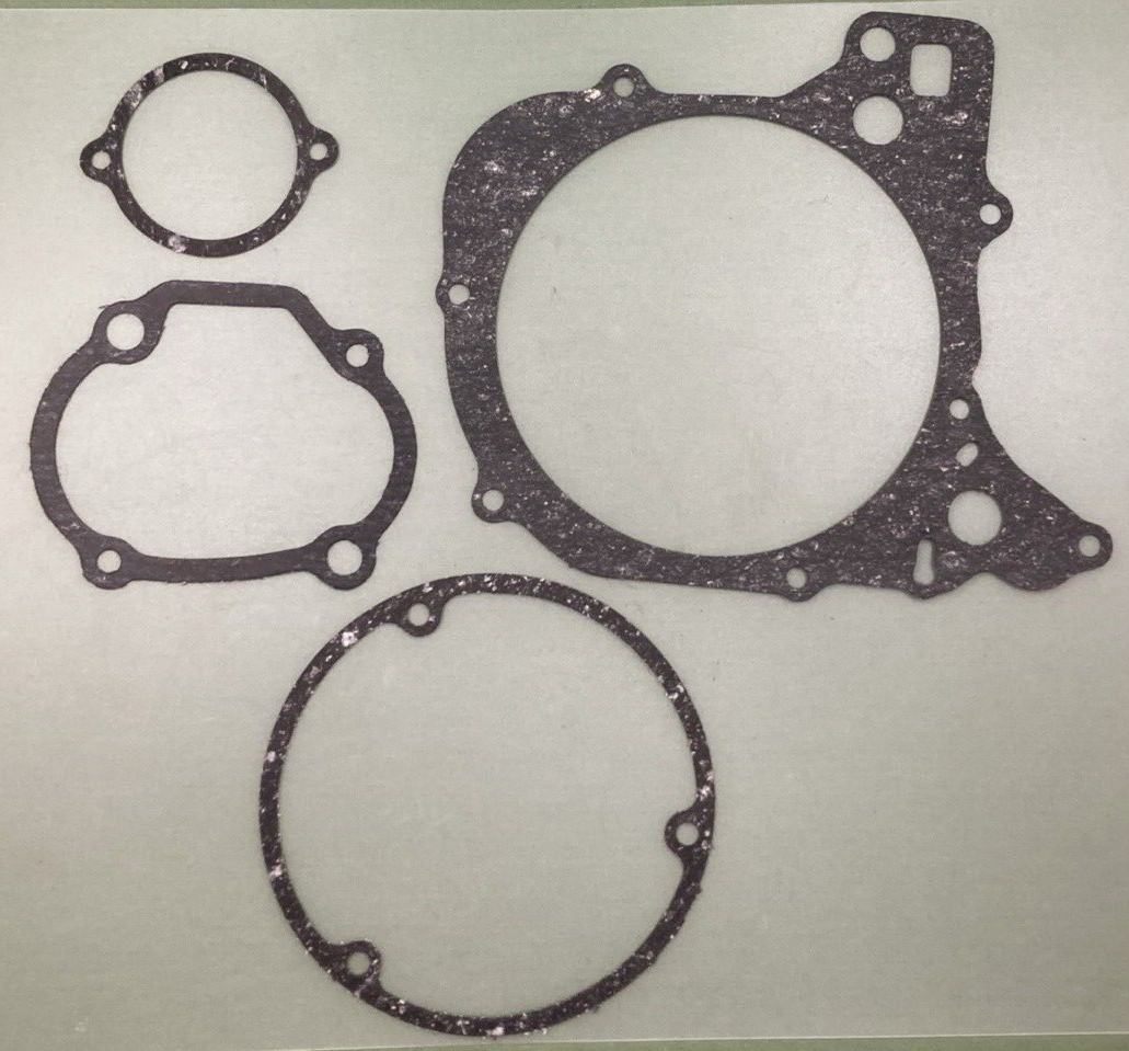 NEW GENUINE HONDA 06111-053-670 GASKET SET - SEE PHOTOS - COMPLETE
