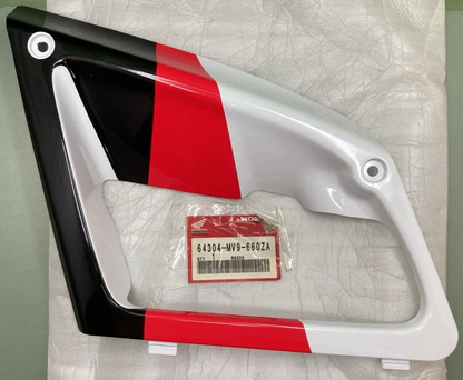 NEW GENUINE HONDA 64304-MV9-660ZA LID SET RIGHT LOWER COWL WHITE BLACK & RED
