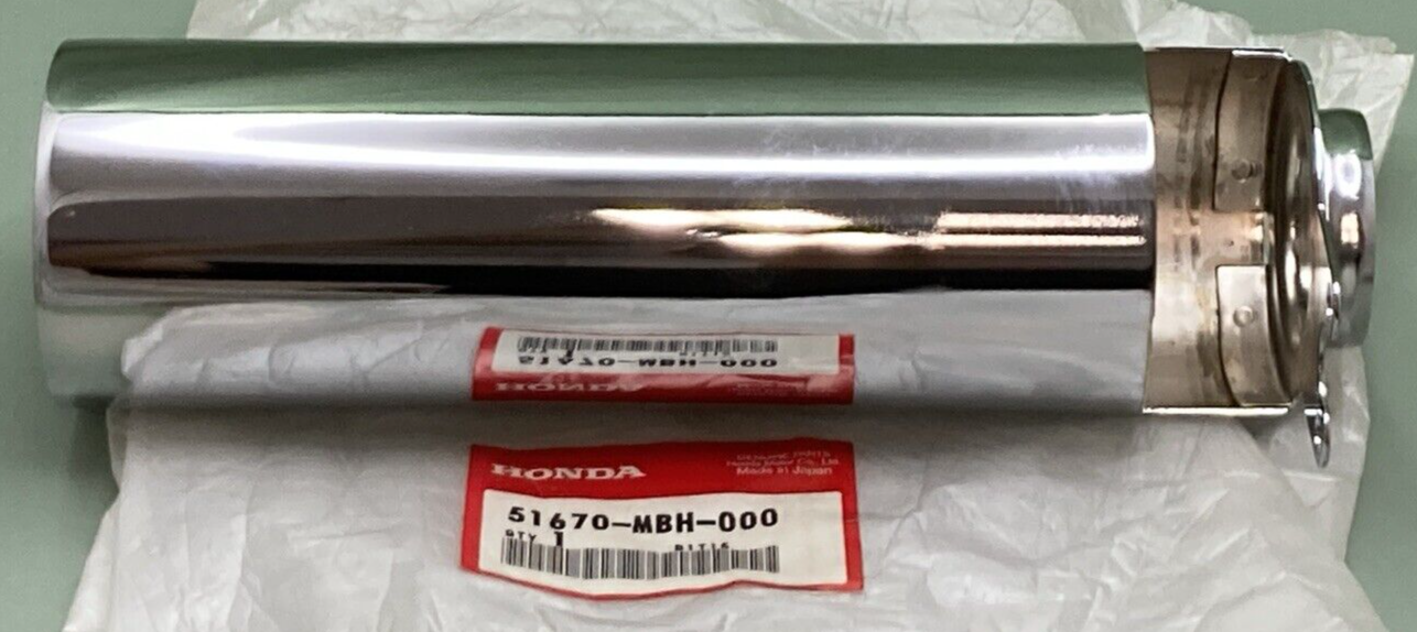 NEW GENUINE HONDA 51670-MBH-000 FORK COVER CHROME