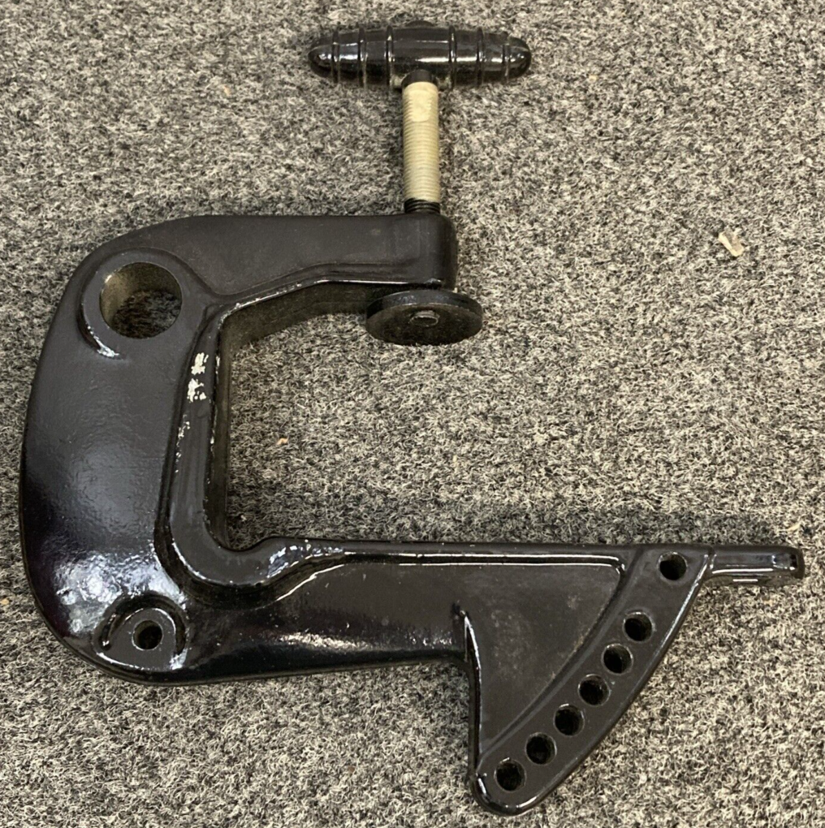 NEW MERCURY QUICKSILVER 1467-5406A2 CLAMP BRKT ASM OUTBOARD 3.8-9.8 40HP