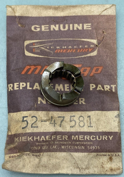 NEW GENUINE MERCURY QUICKSILVER 52-47581 CLUTCH GEAR HSNG ASM 4 9.8 40HP