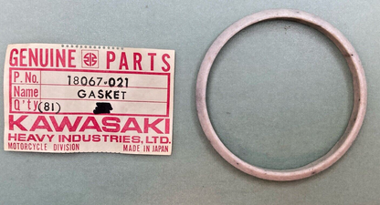 QTY 2 NEW GENUINE KAWASAKI 18067-021 GASKET, EXHAUST