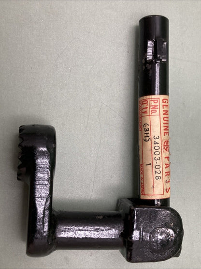 NEW GENUINE KAWASAKI 34003-028 FOOTREST BAR ARTICULATING