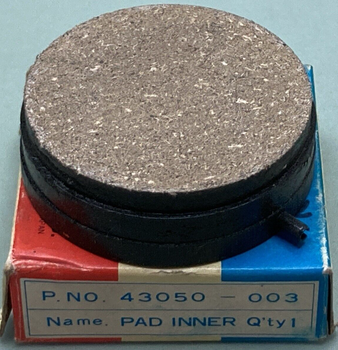 NEW GENUINE KAWASAKI 43051-002 OUTER 43050-003 INNER BRAKE PAD SET