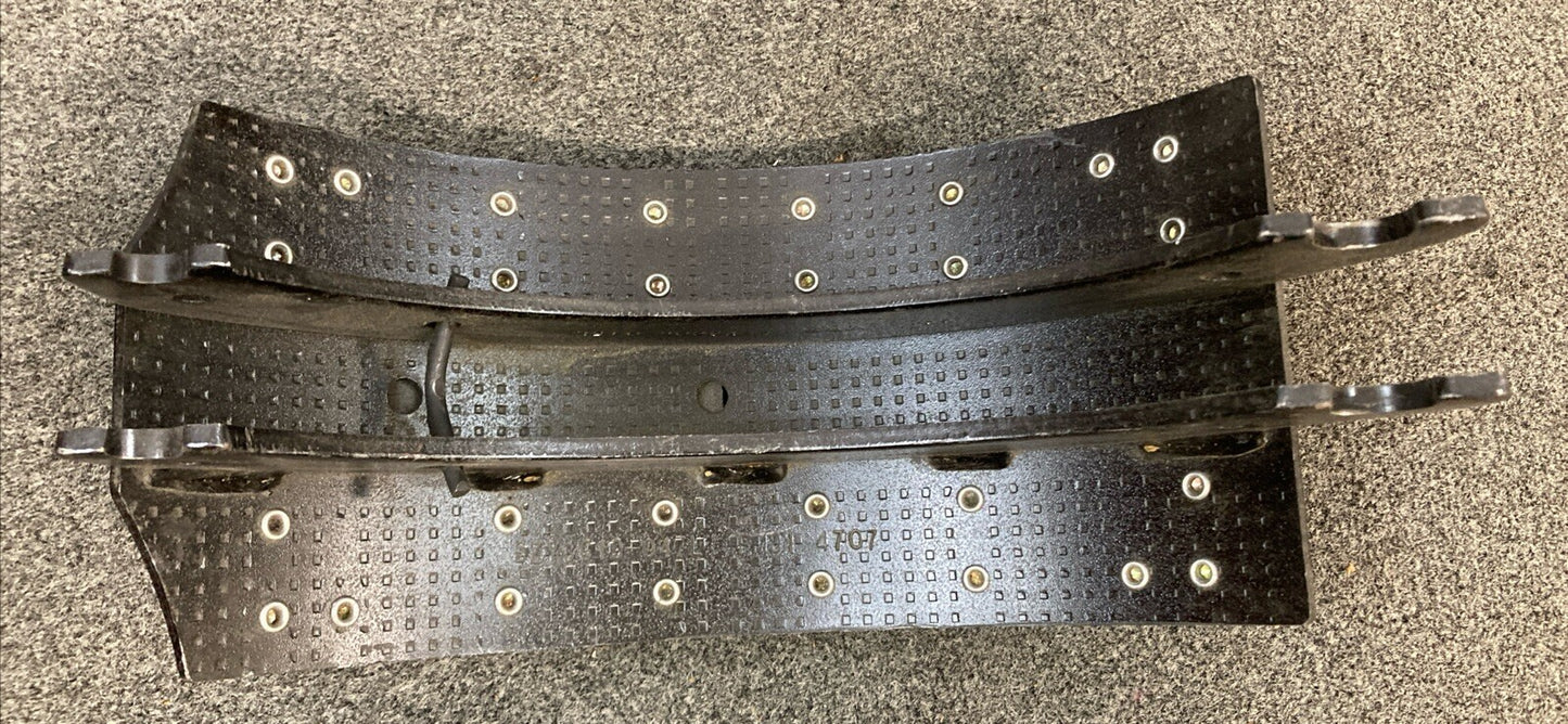 NEW PROLINE 4707QP BRAKE SHOE SET 16.5"X7" FF LINED