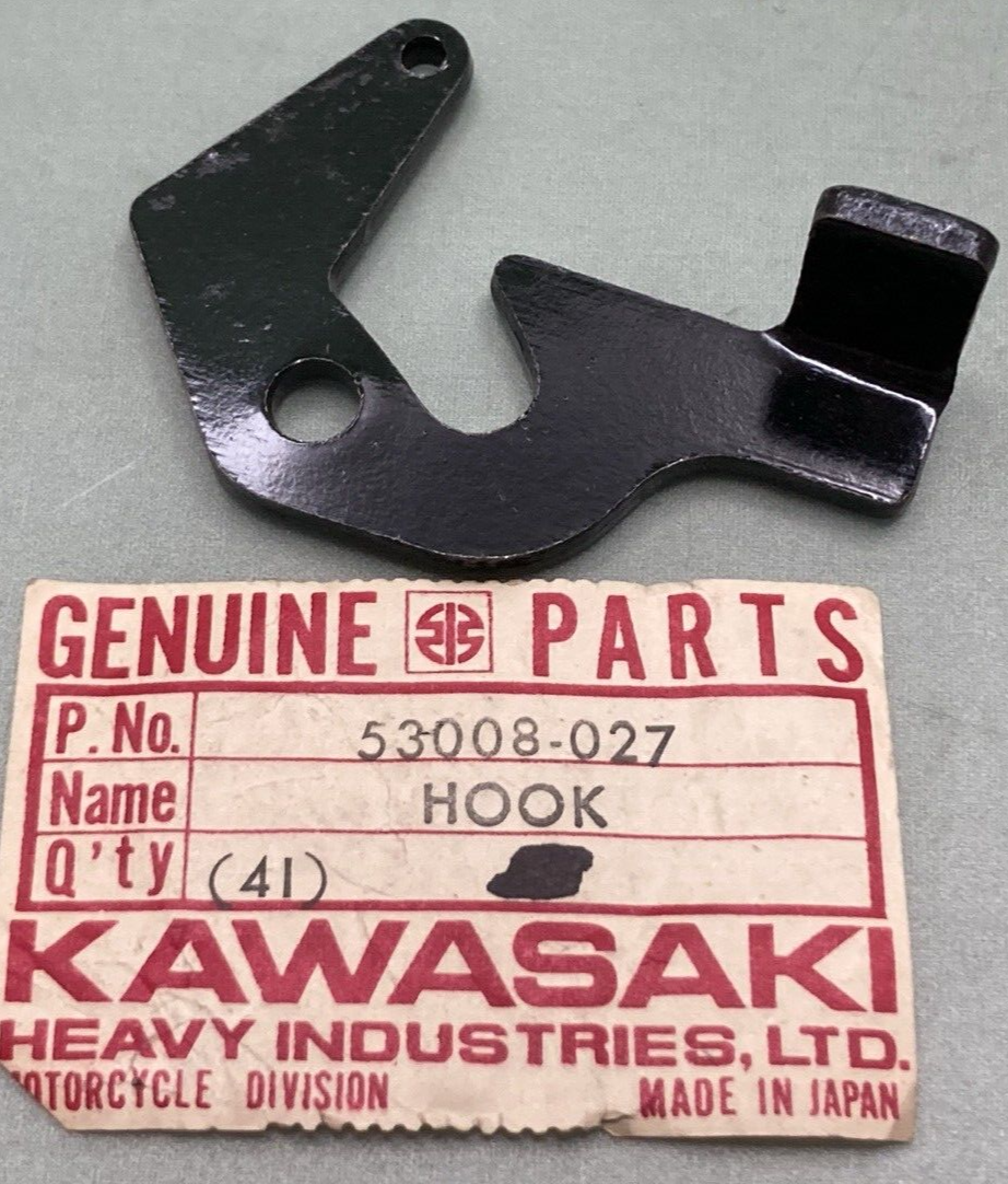 NEW GENUINE KAWASAKI 53008-027 HOOK RIGHT SEAT