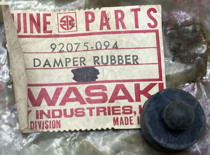 NEW GENUINE KAWASAKI 92075-094 DAMPER RUBBER BRACKET