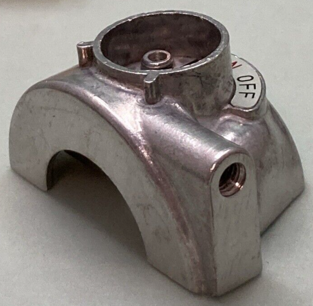 NEW GENUINE KAWASAKI 46041-008 CASE RIGHT UPPER