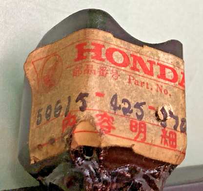 NEW GENUINE HONDA 50615-425-870 BAR RIGHT STEP