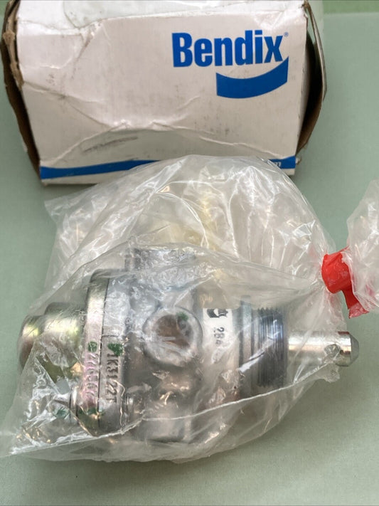 NEW BENDIX 745-284726N PP-1 Series 1/8 "-27 NPT Push to Connect Type Dash Valve