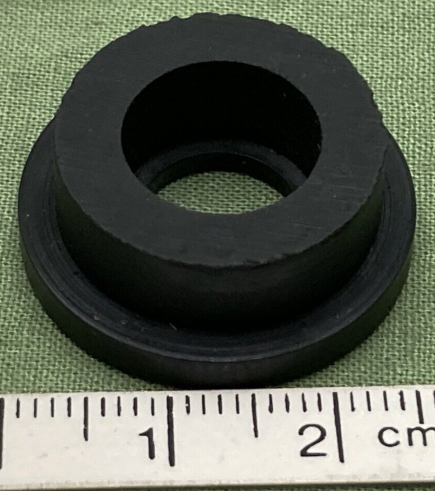 NEW GENUINE ARCTIC CAT 0612-466 BUSHING MOUNTING EXHAUST PIPE