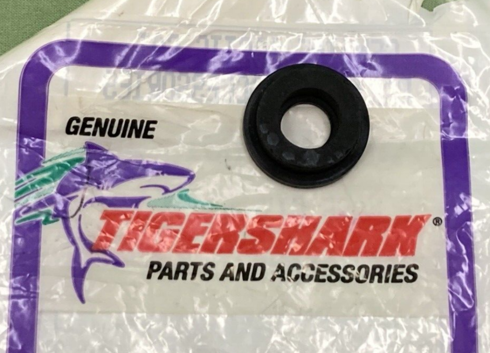 NEW GENUINE ARCTIC CAT 0612-466 BUSHING MOUNTING EXHAUST PIPE